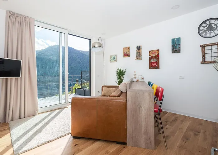 Dany Con Vista By Solutions *