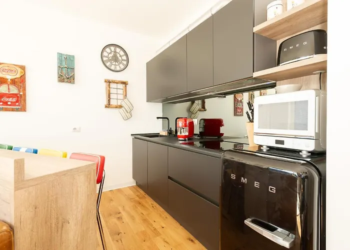 Dany Con Vista By Solutions